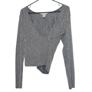 Caution to the wind black & white striped long sleeve criss cross blouse size L